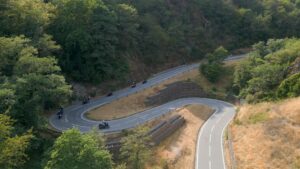 Bochten met de motor: 4. Stuurtechniek - countersteering